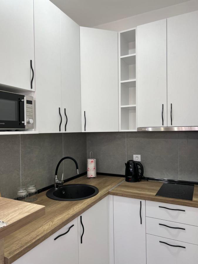 Apartment Charlie Private Parking Novi Sad Exterior photo